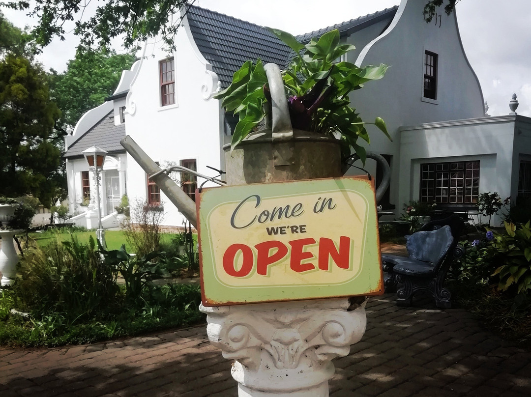 Oak View Manor主图