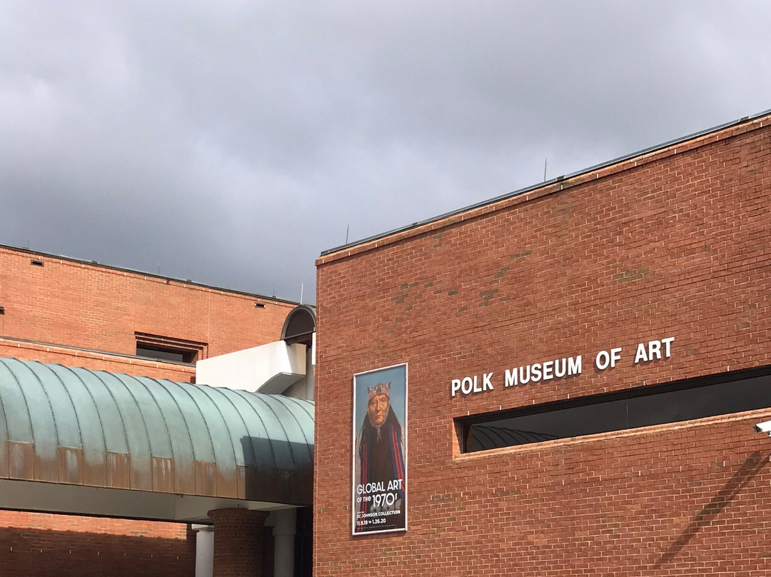 The Ashley Gibson Barnett Museum of Art-莱克兰必去景点