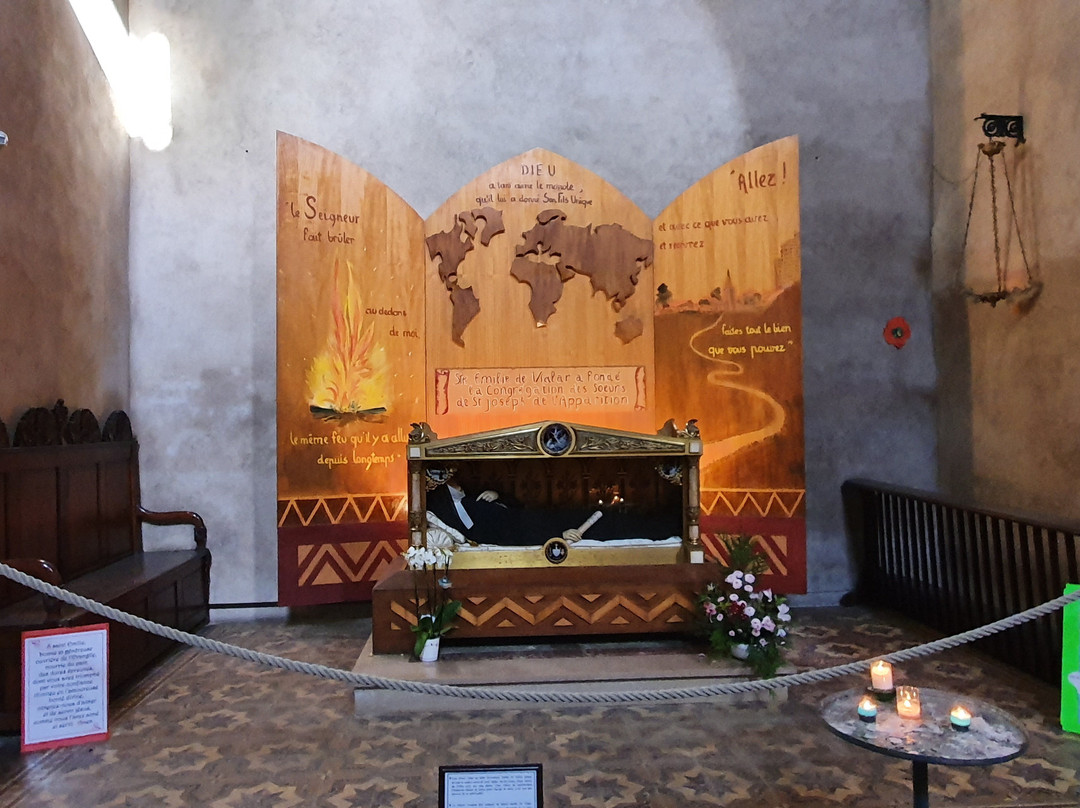 Église Saint-Pierre景点图片