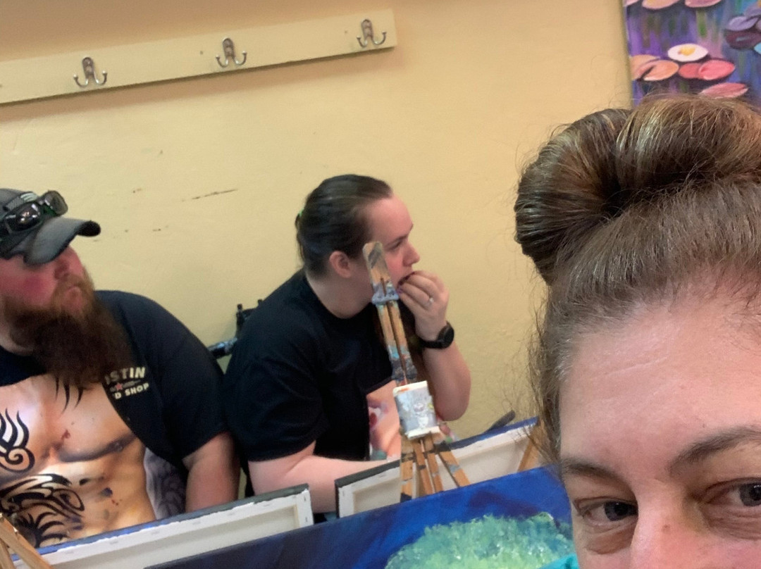 Painting With A Twist-韦科必去景点