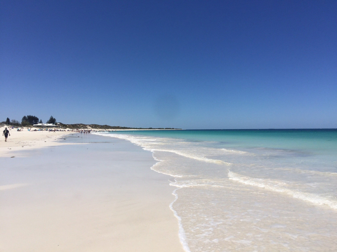 Mullaloo Beach景点图片