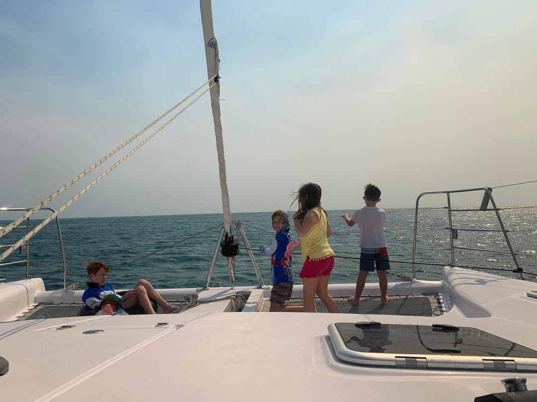Moreton Bay Holidays Afloat景点图片