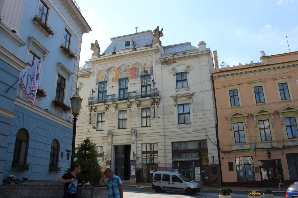 Chernivtsi Museum of Arts-Chernivtsi必去景点