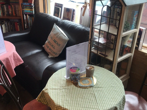 Cafe Books-坎莫尔必去景点