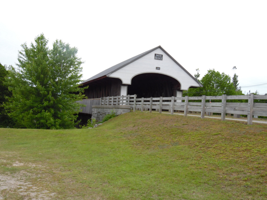 Smith Covered Bridge-Plymouth必去景点