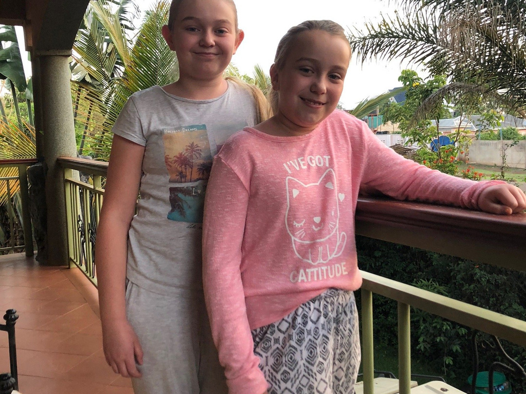 科罗纳酒店主图