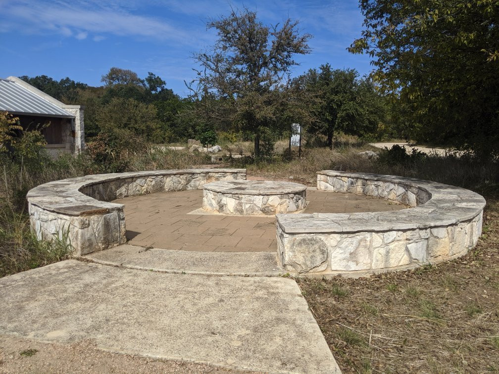 Senator Frank L. Madla Natural Area-Helotes必去景点