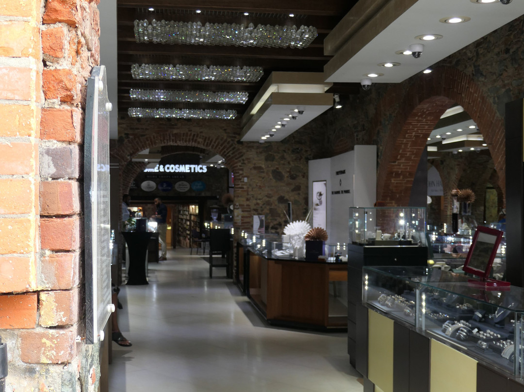 A.H. Riise Mall-夏洛特阿马利亚必去景点