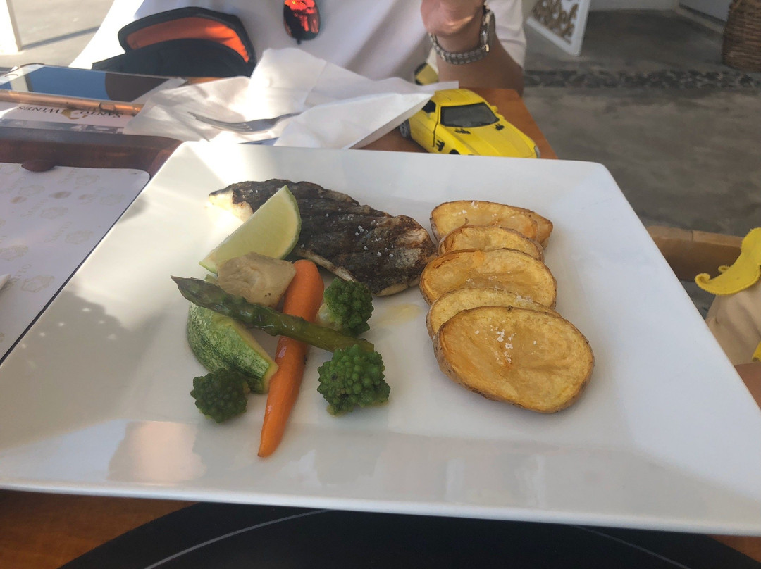 Wine in Santorini Exclusive wine tour & tasting-圣托里尼必去景点