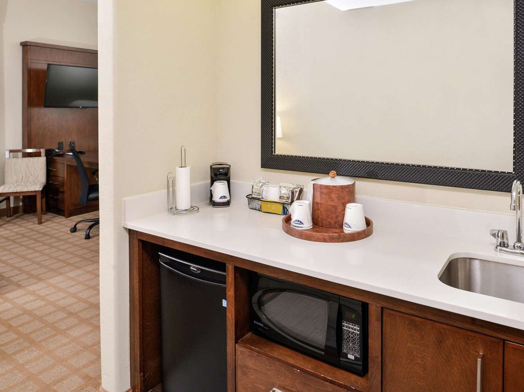 Hampton Inn & Suites By Hilton Hutto Austin主图