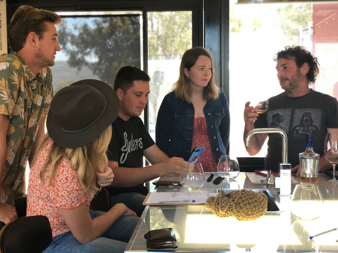 Running Horse Wines-Broke必去景点