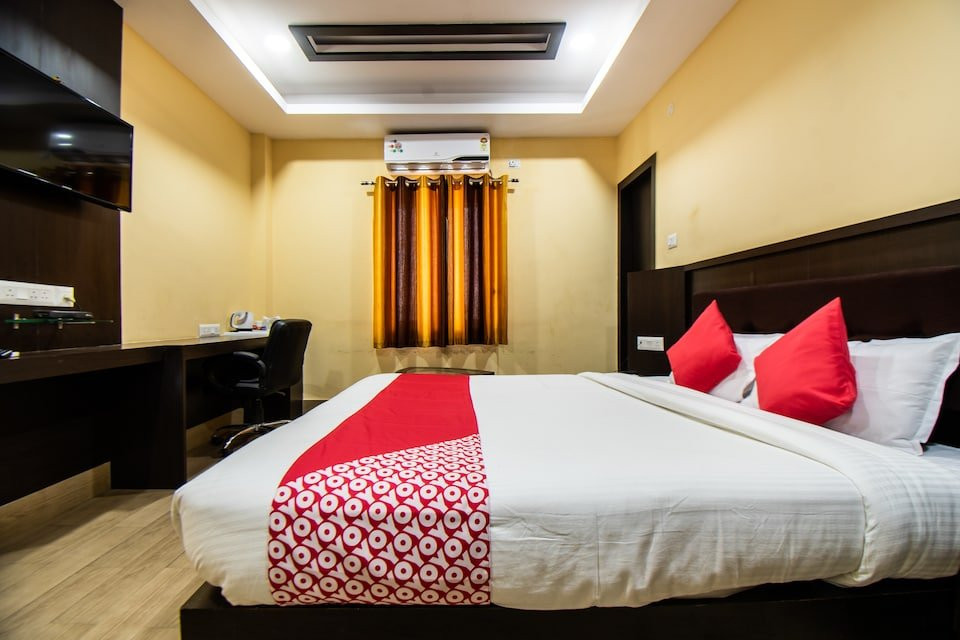 Hotel Holiday International主图