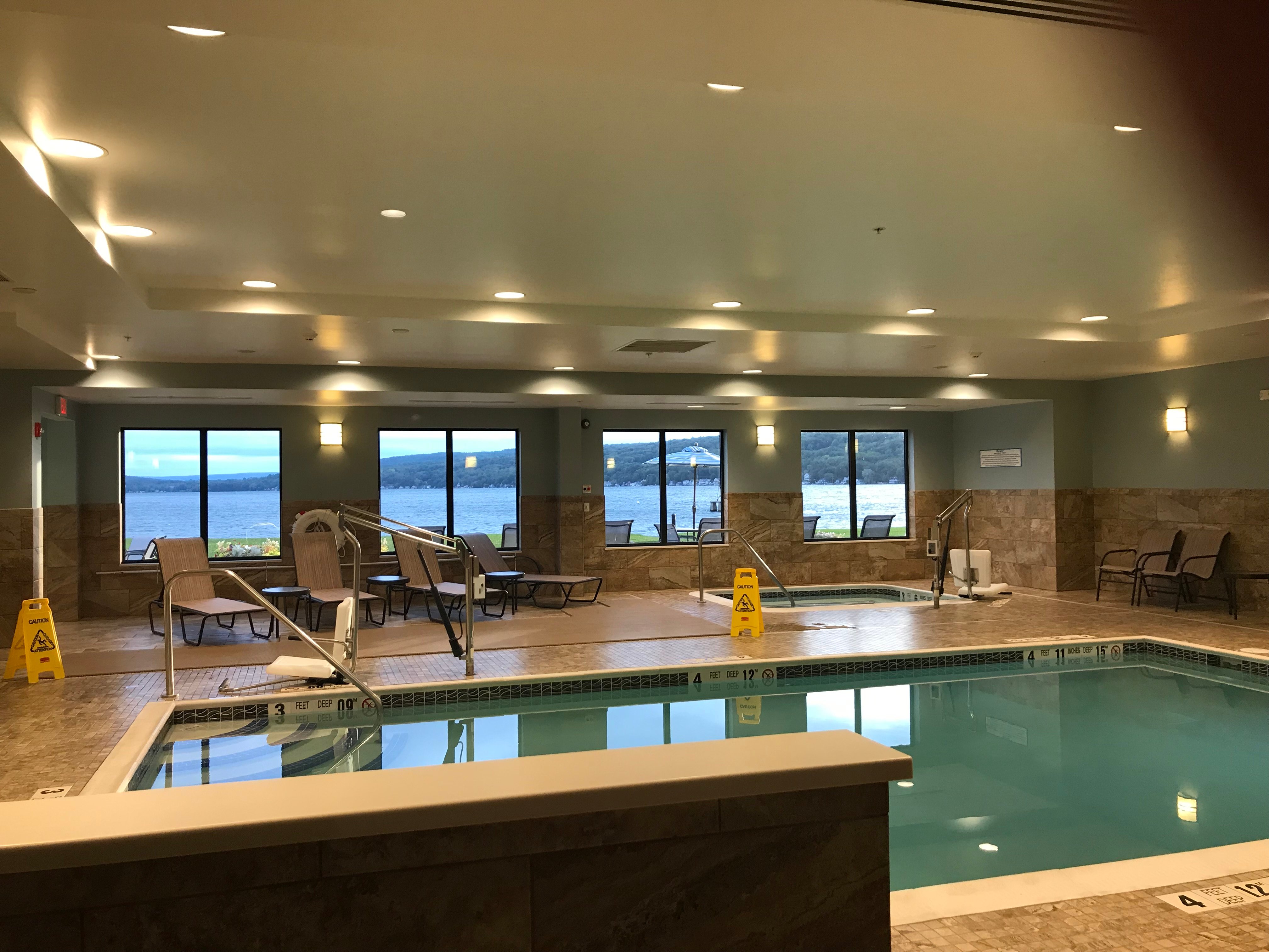 Hampton Inn Penn Yan-泳池