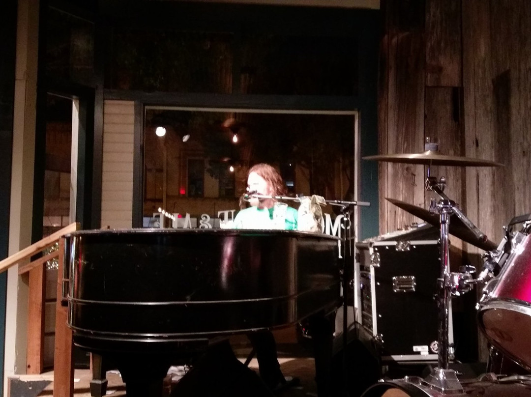 Moonshine & Ale-新布朗费尔斯必去景点