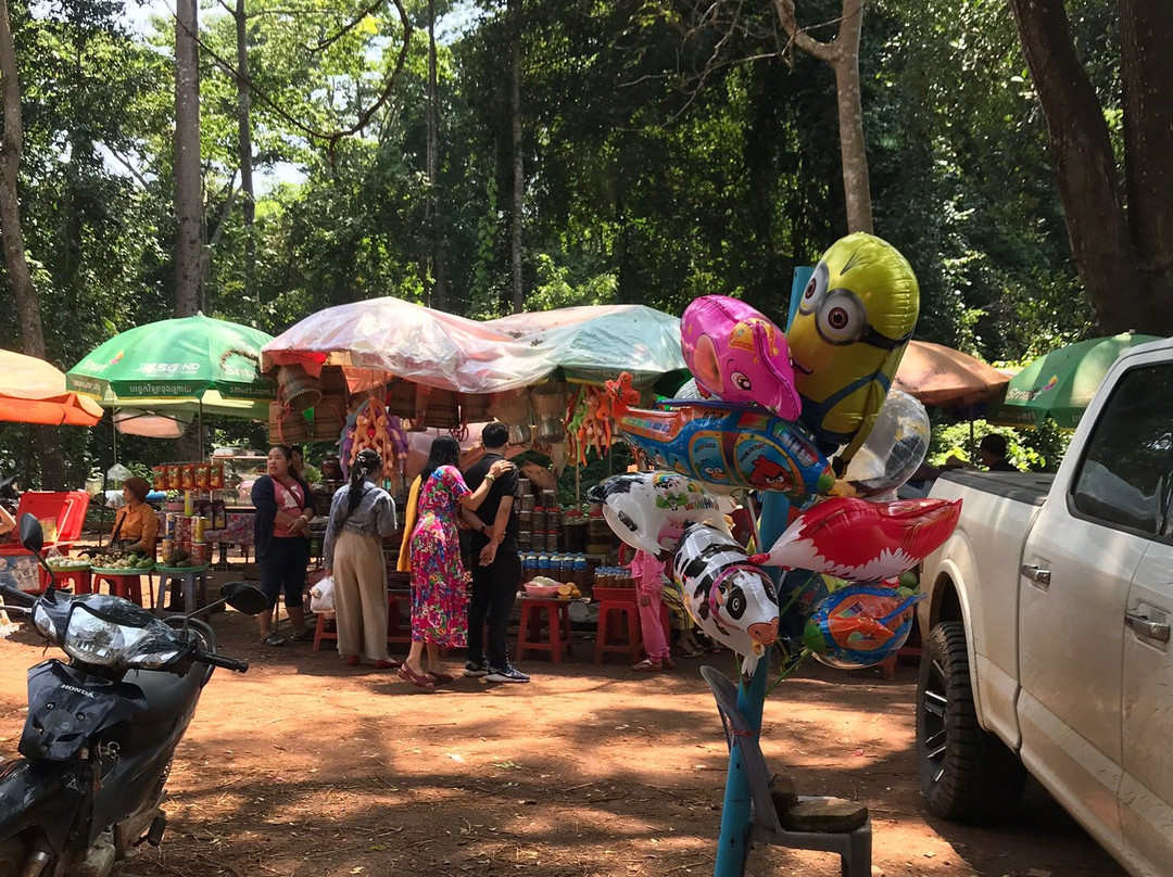 Yeak Laom Volcanic Lake-邦隆必去景点