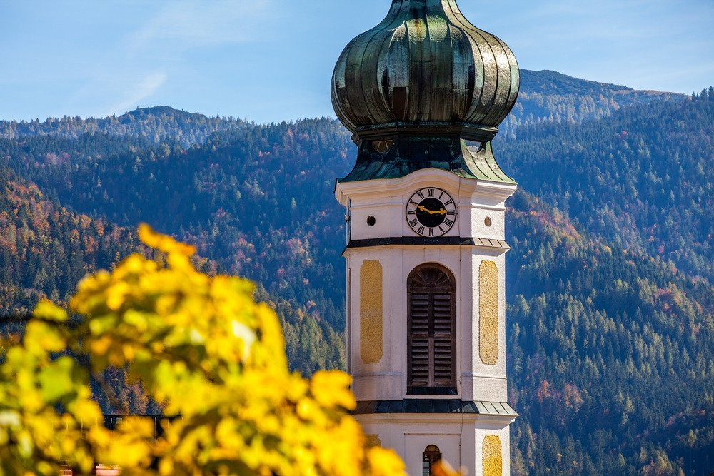Pfarrkirche St. Pankratius-Reit im Winkl必去景点