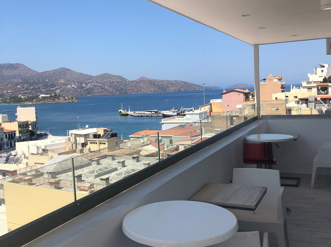 伊卡洛斯艺术酒店主图