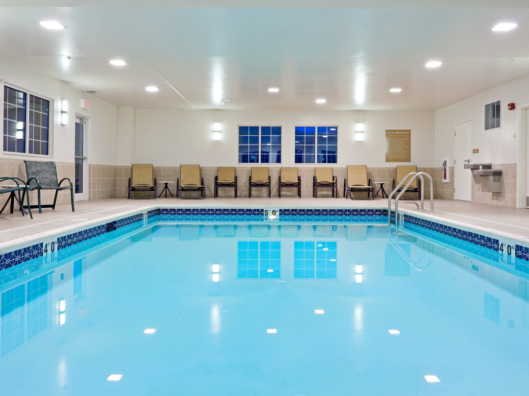 Candlewood Suites Williamsport by IHG主图