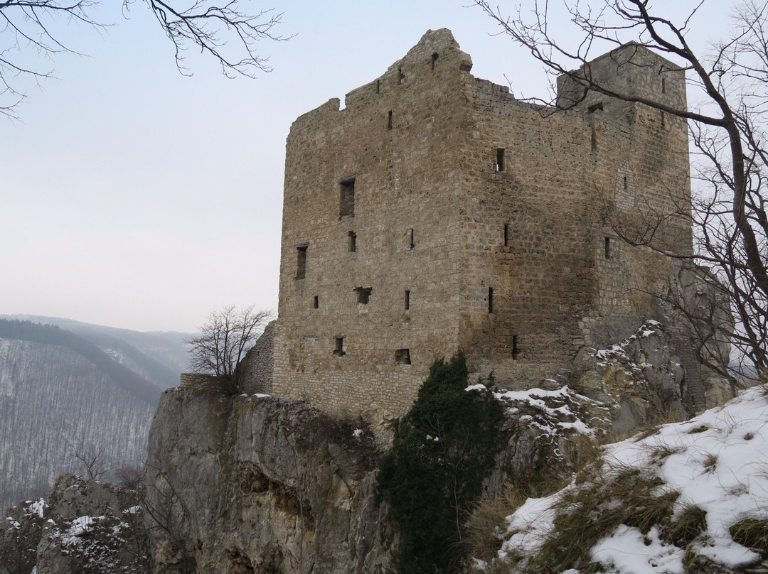 Ruine Reussenstein景点图片
