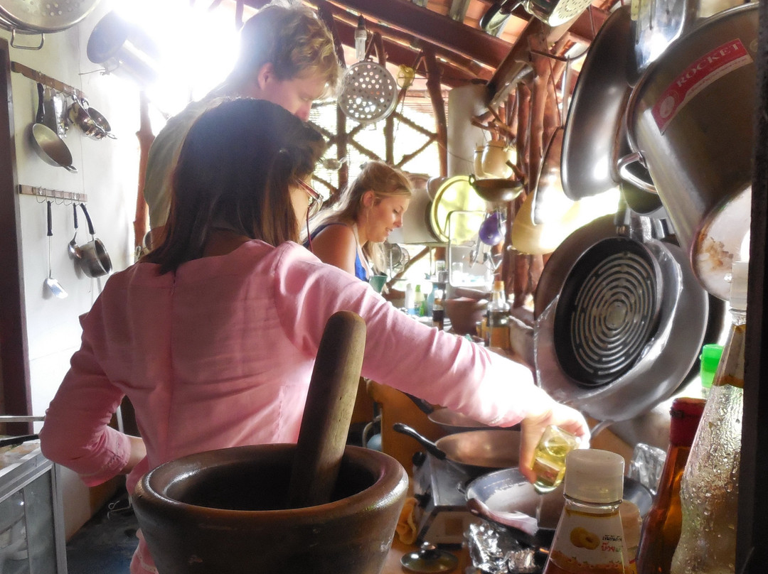 Scenns Thai cookery and culture-桑卡拉武里必去景点