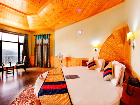 查尔乡村度假村主图