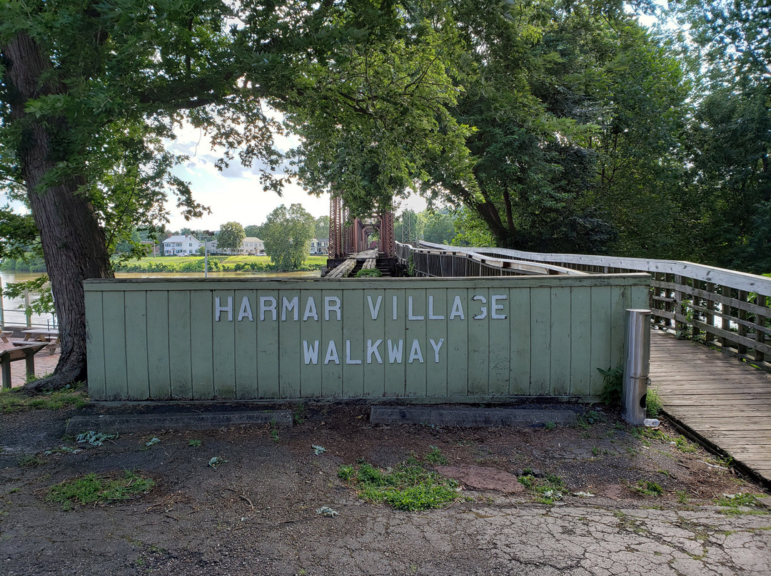 Historic Harmar Village景点图片
