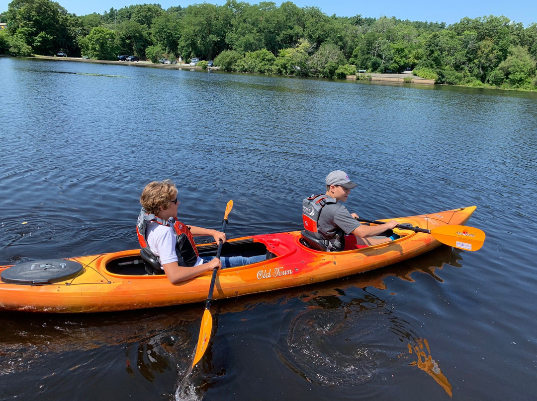 Charles River Canoe & Kayak景点图片