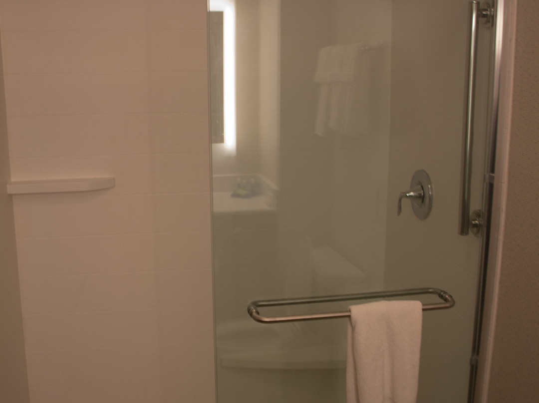 Holiday Inn Express & Suites Great Barrington - Lenox Area By IHG主图