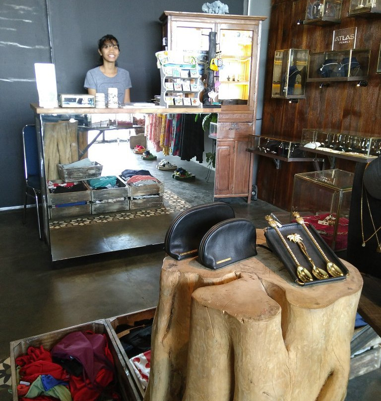 Magnolia Boutique Komodo景点图片