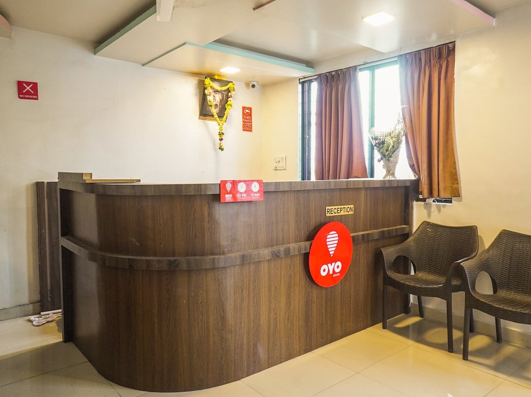 OYO 12501 Hotel Krishna Palace主图