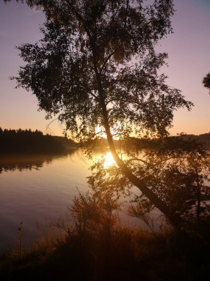 Lac de Devesset-Devesset必去景点