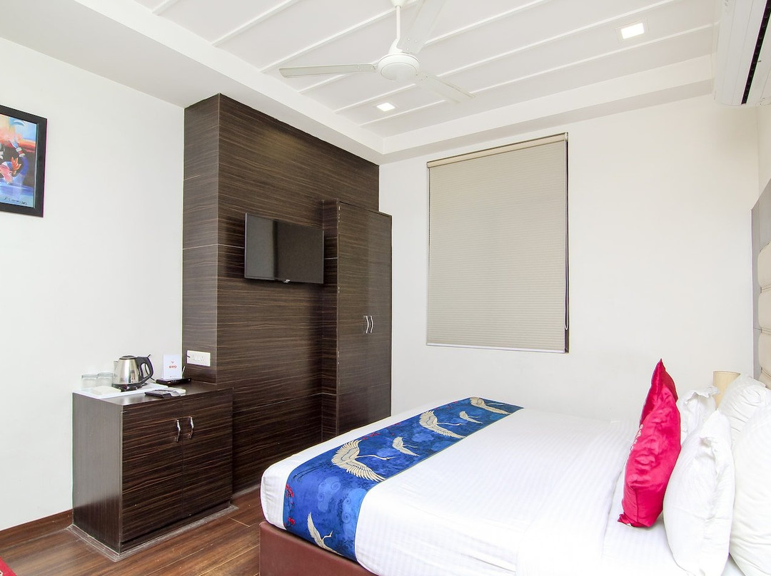 OYO 3232 Royal Inn主图