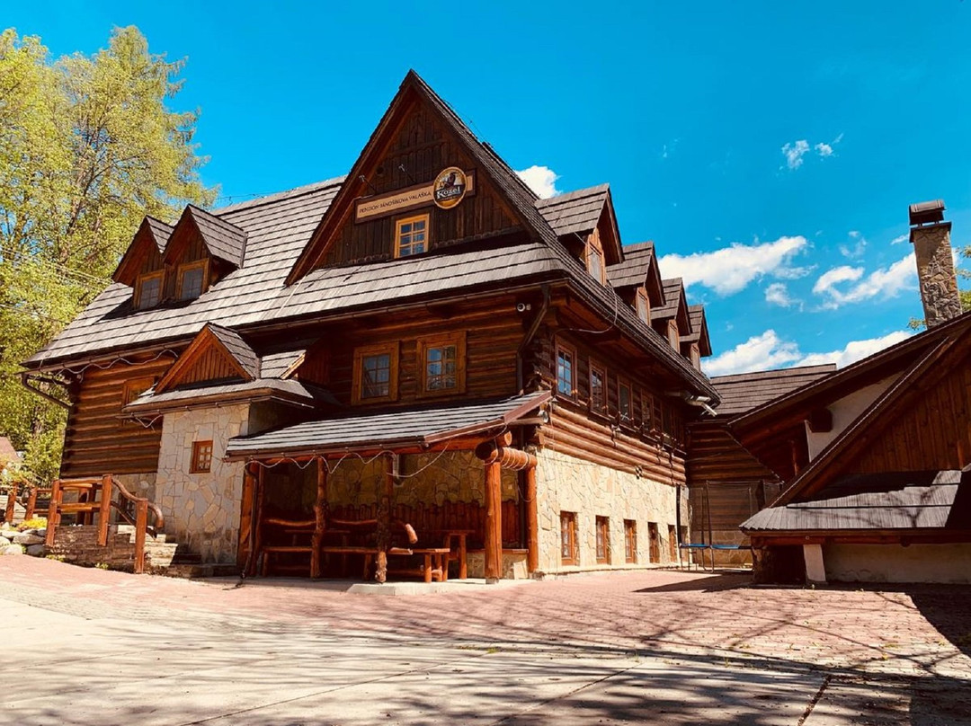 亚诺希科娃瓦拉斯卡餐厅高级旅馆