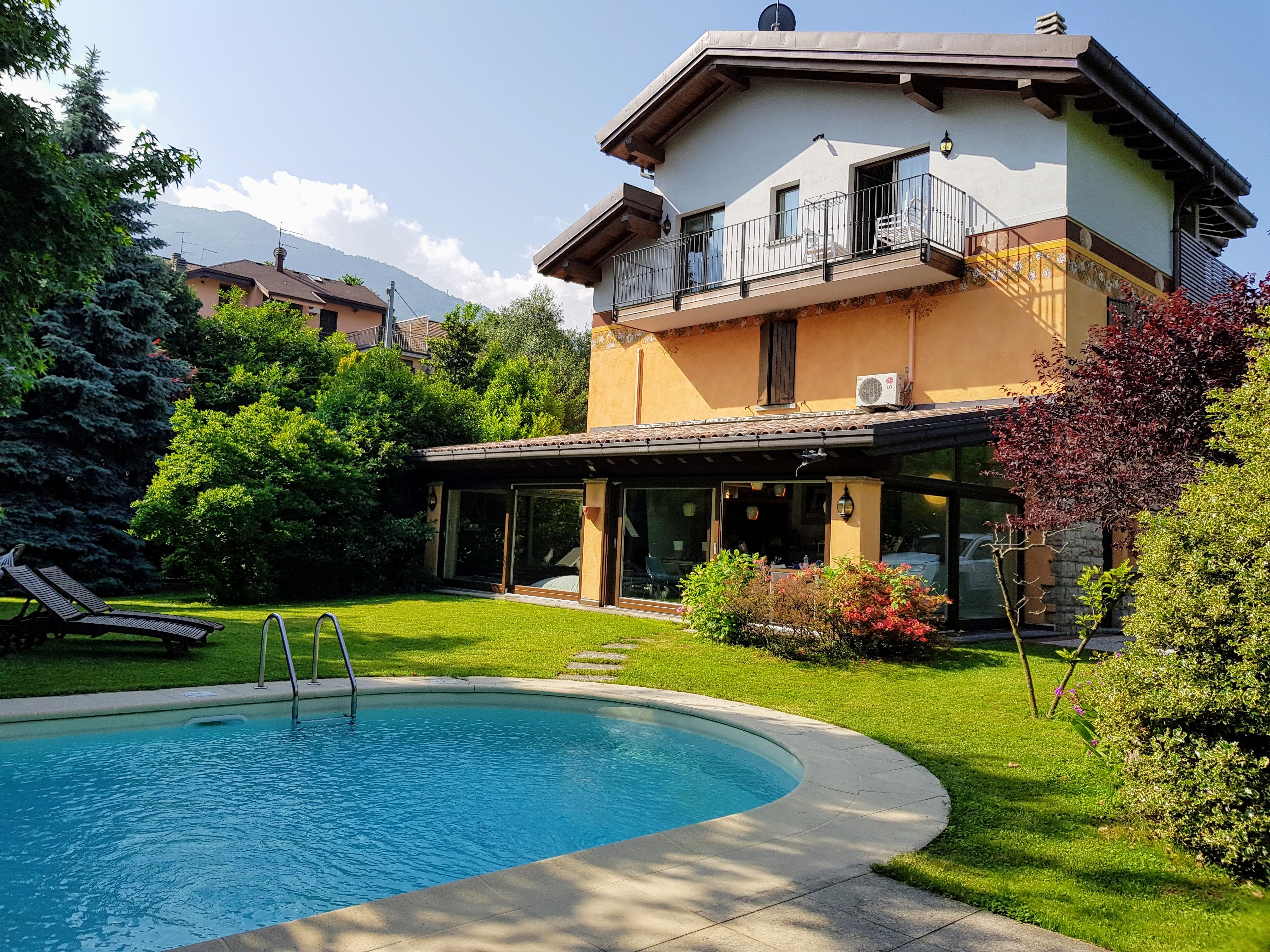 Bhavantu SPA - B&B-泳池