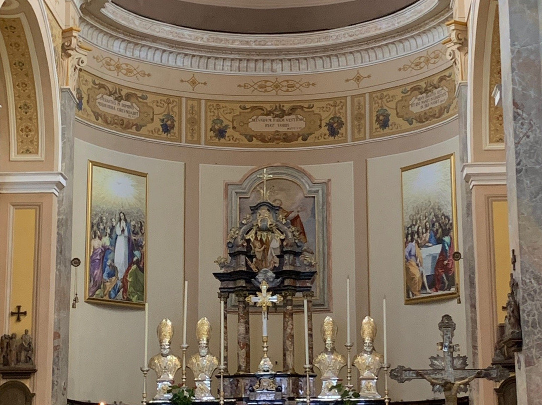 Chiesa di S. Apollinare Vescovo e Martire-Casaletto Lodigiano必去景点