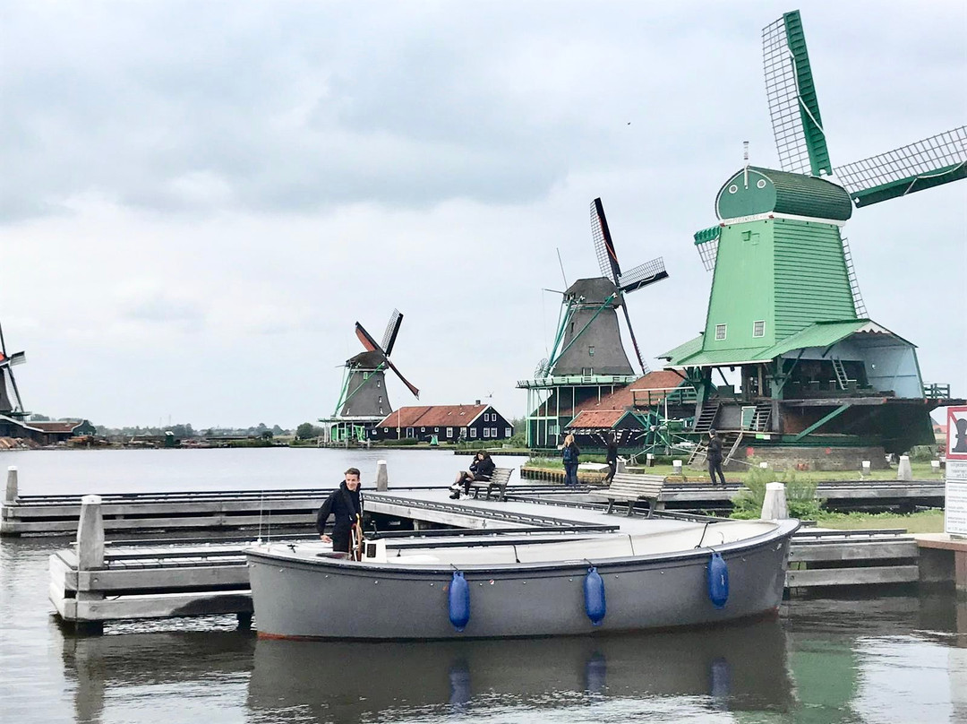 Dutch Boat Tours景点图片