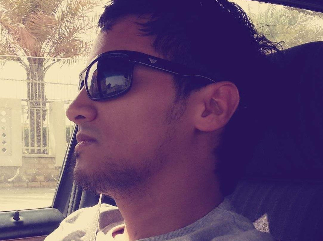 Albert Flores