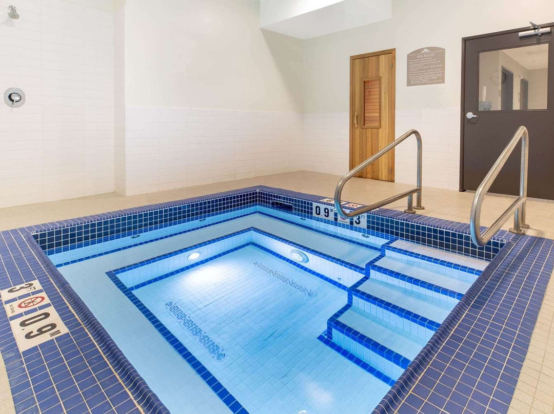 Microtel Inn & Suites by Wyndham Fort McMurray主图