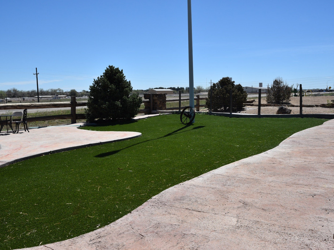 Sundance High Plains Rv Park And Cabins主图