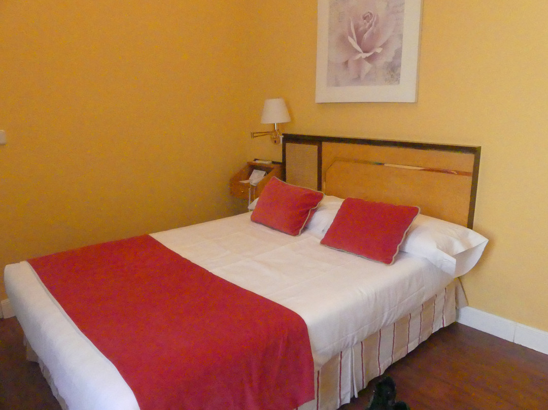 阿纳卡普里住宿主图