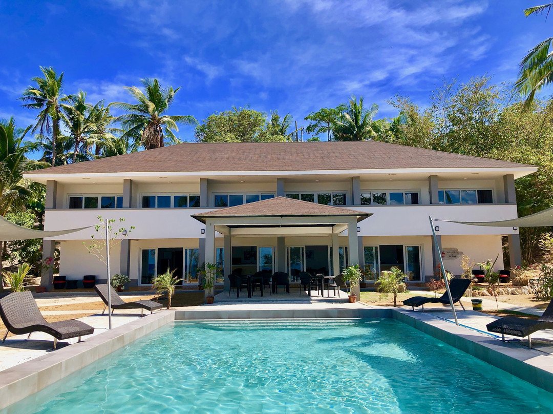 Sunset Cove Beach & Dive Resort主图