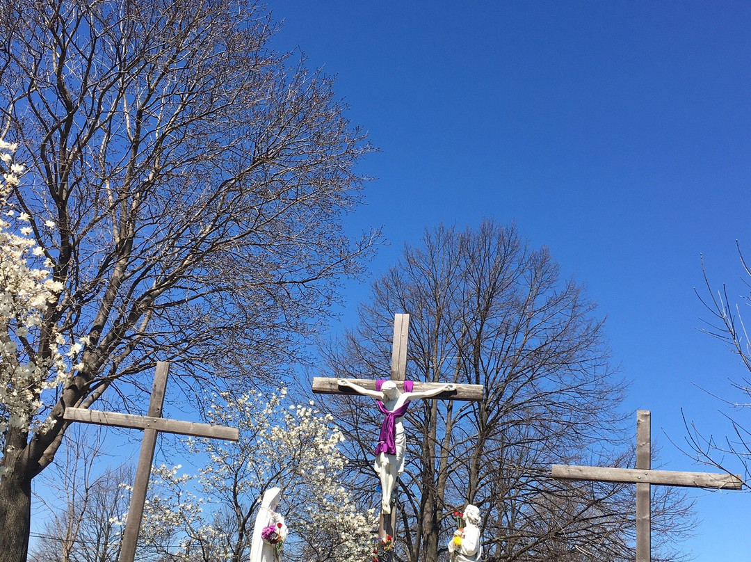Shrine of Our Lady of Guadalupe-德斯普兰斯必去景点