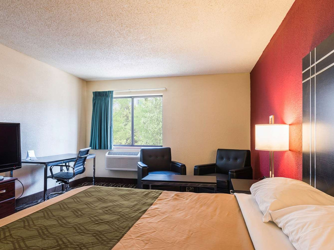 Econo Lodge Cleveland Southeast - Kent主图