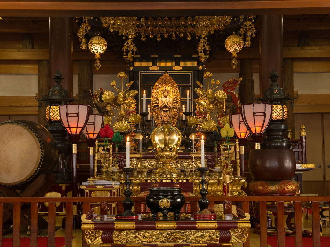 Iwaya-ji Temple景点图片