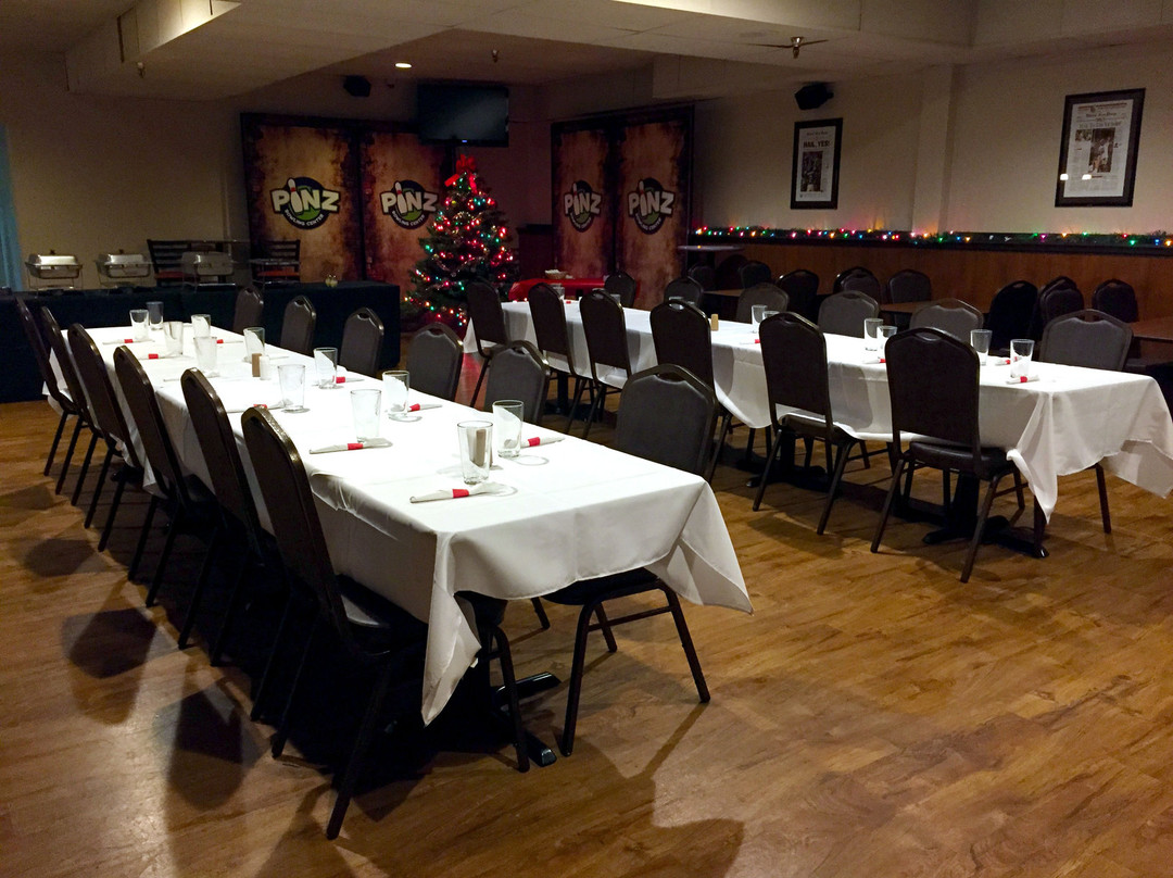 Pinz Bowling Center-South Lyon必去景点