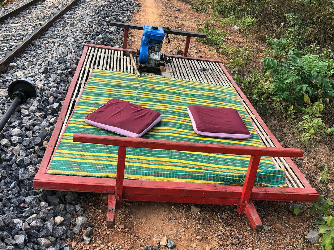 New Bamboo Train-Battambang Province必去景点