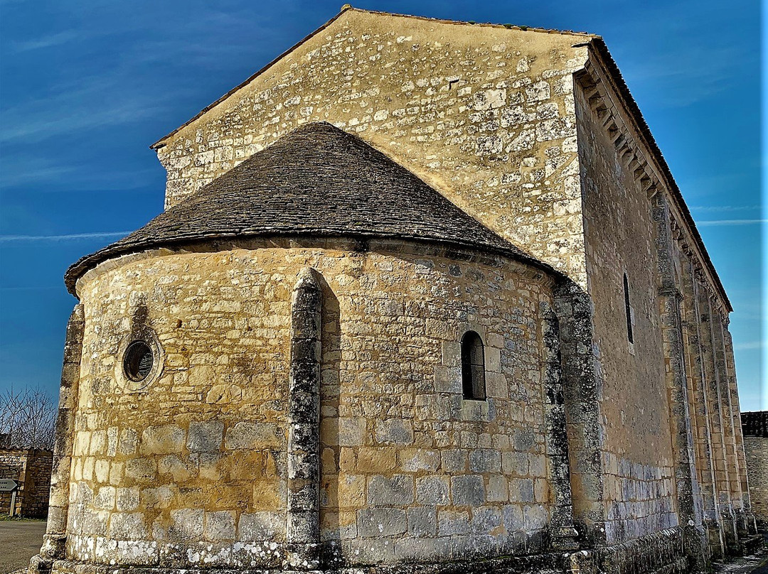 Eglise Sainte-Colombe-Saint-Angeau必去景点
