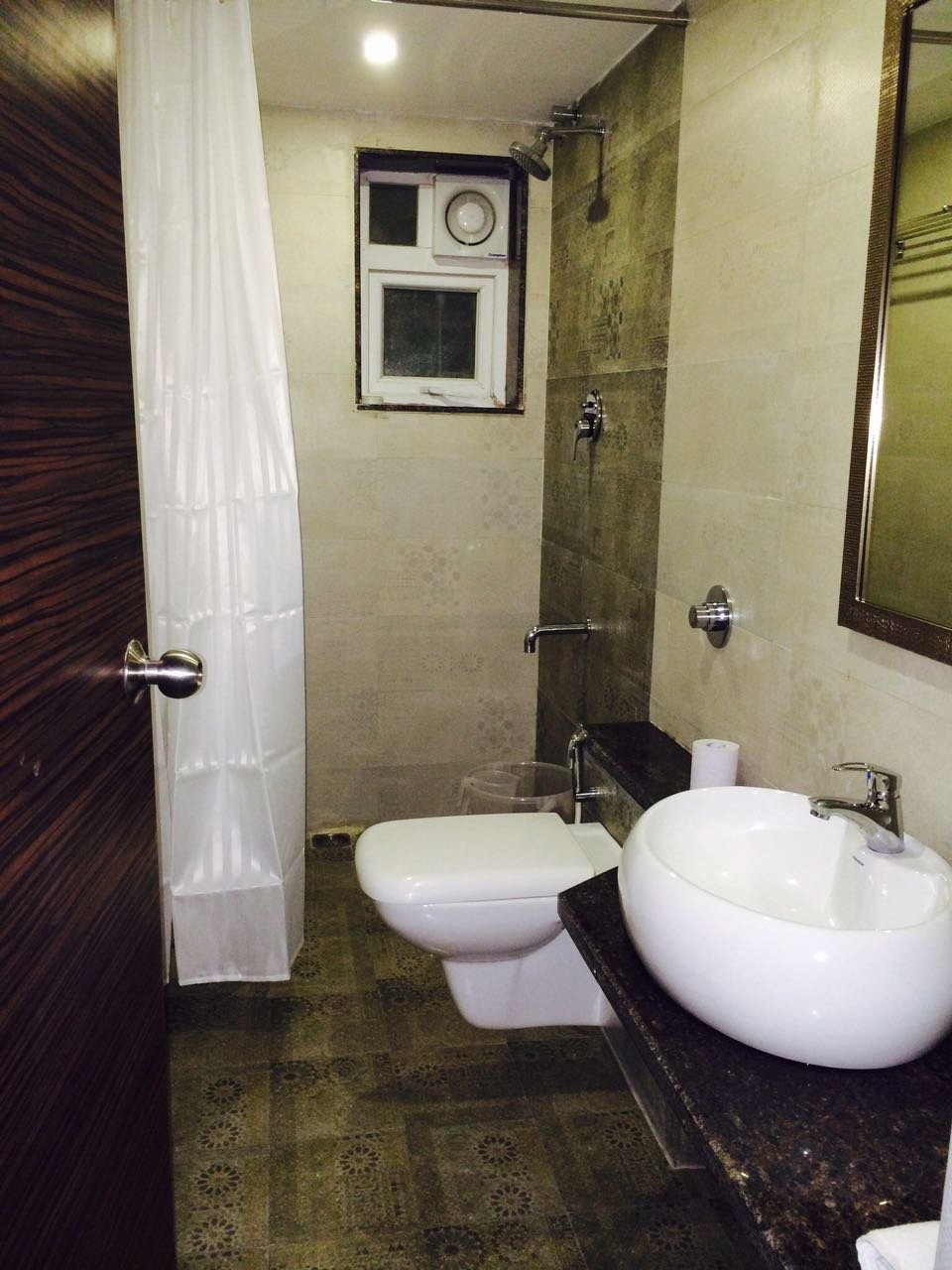 Hotel Orangeinn OMR Perungudi-浴室