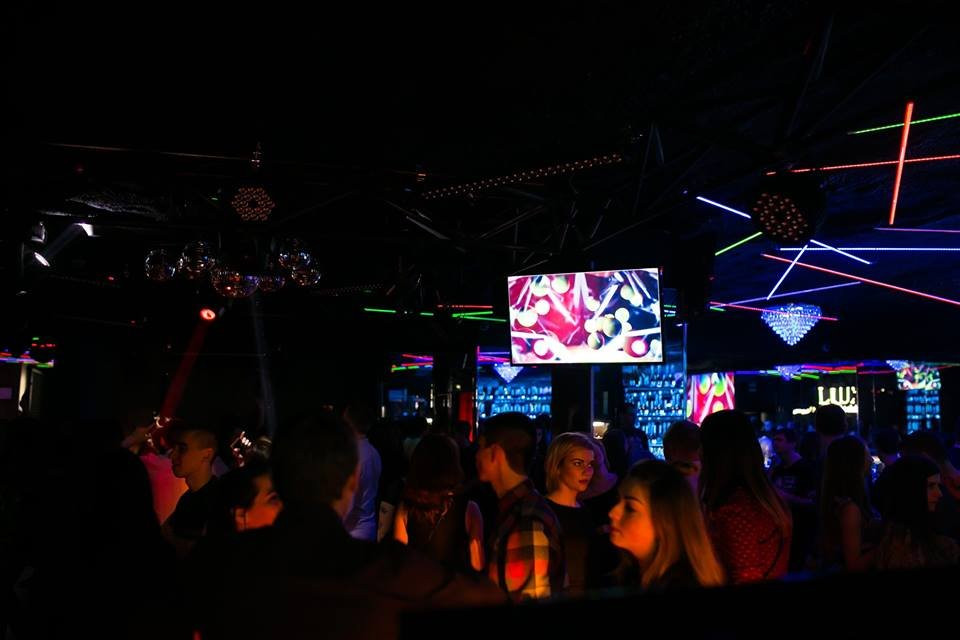 Lux Night & Karaoke Club-Khmelnytskyi必去景点