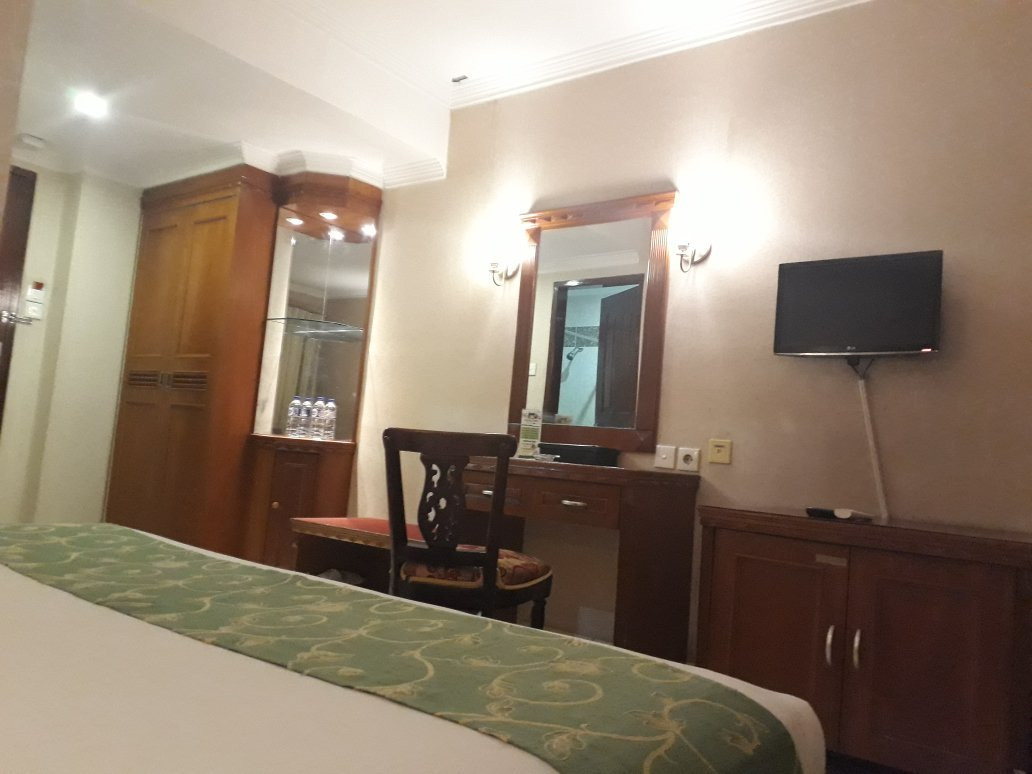 安塔芮丝酒店主图